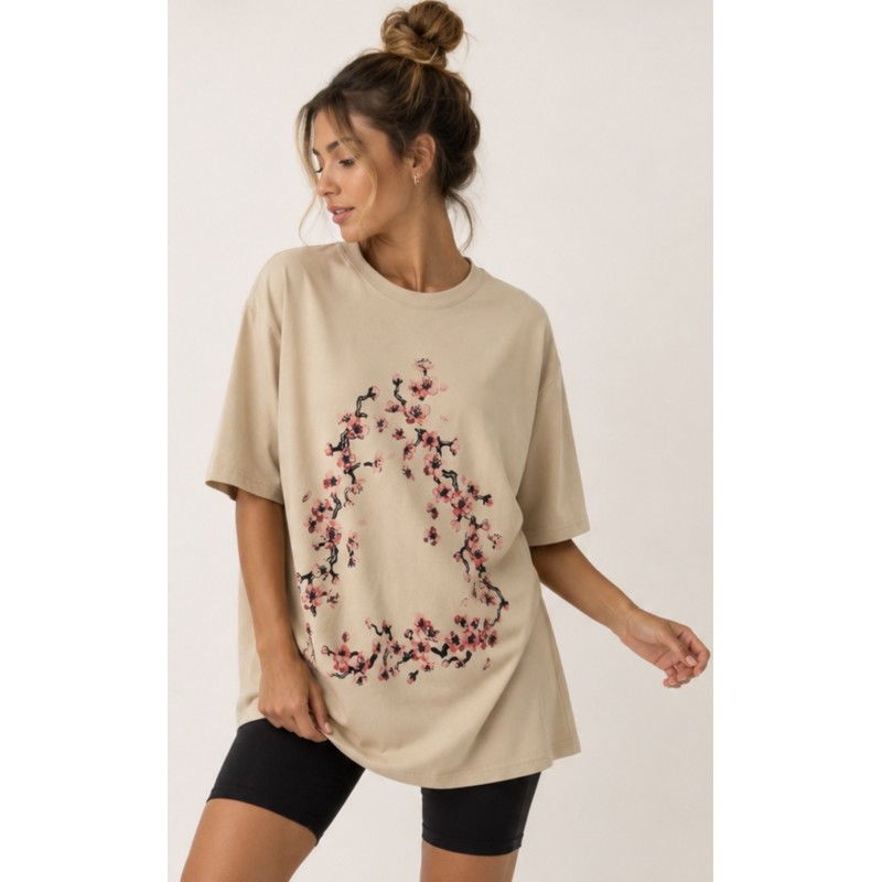 Γυναικείο Oversized Μπεζ T-Shirt με Floral Print και Βάτες στους Ώμους