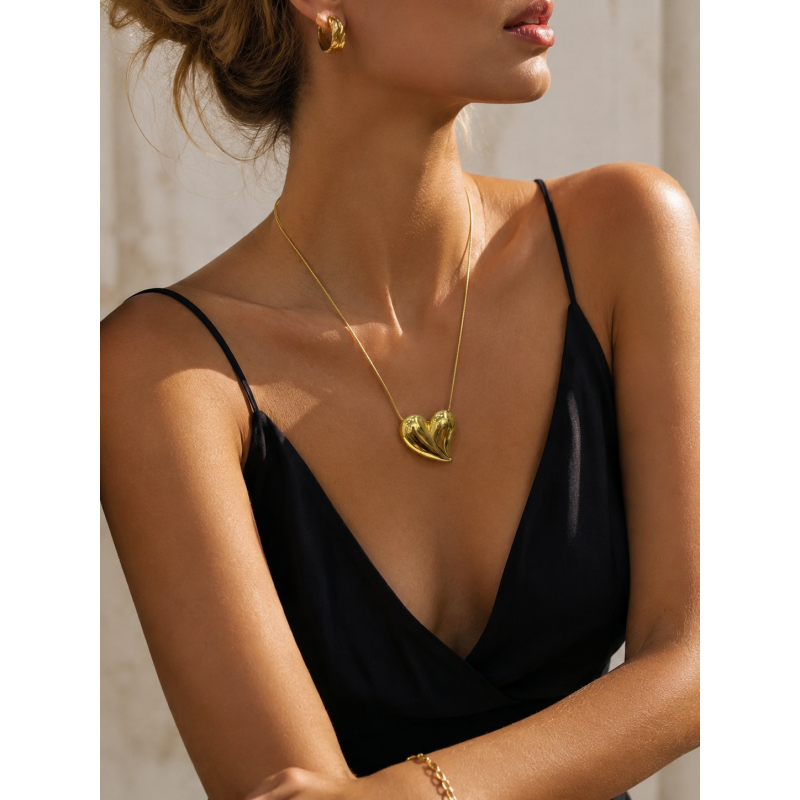 Κολιέ Heart Sculpt Gold Stainless Steel